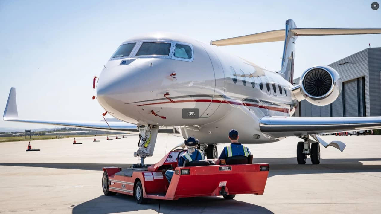 تتبع الطائرات في السماء: تعزيز صيانة الطائرات وإدارة قطع الغيار باستخدام تقنية تحديد الهوية بموجات الراديو (RFID).