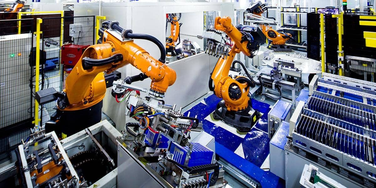 تعزيز البطاريات الذكية بتقنية تحديد الهوية بموجات الراديو (RFID): تحسين تخزين الطاقة وإدارتها