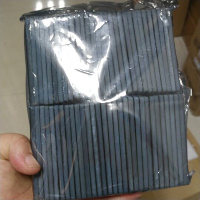 بطاقة معدنية UHF FR-4 مقاس 70 × 20 مم