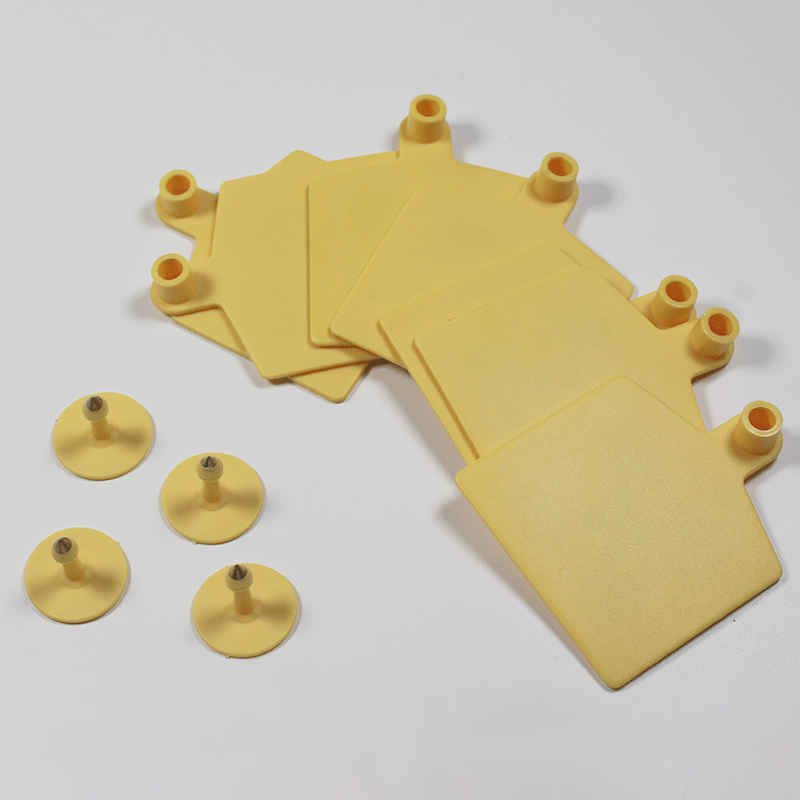 علامات أذن الحيوانات بتقنية تحديد الهوية بموجات الراديو UHF RFID من الجيل الثاني ISO18000-6c