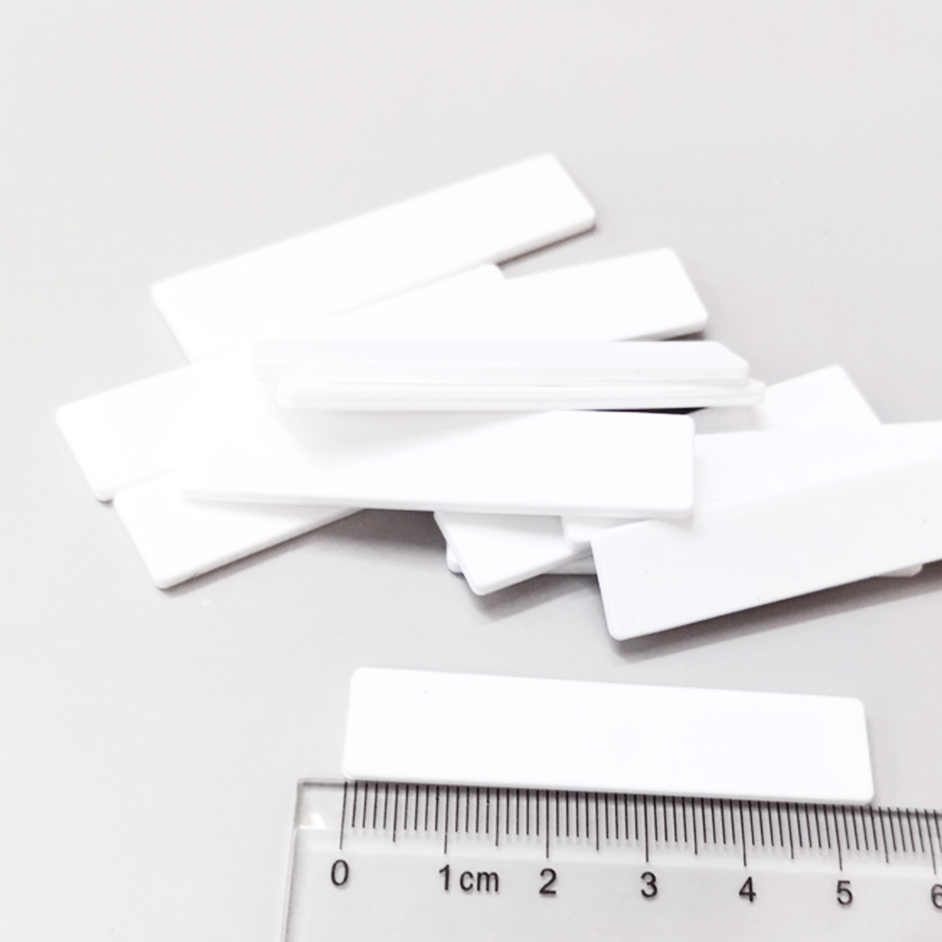 JT-F5512 علامة غسيل سيليكونية بتقنية RFID بتردد 860-960 ميجاهرتز UHF